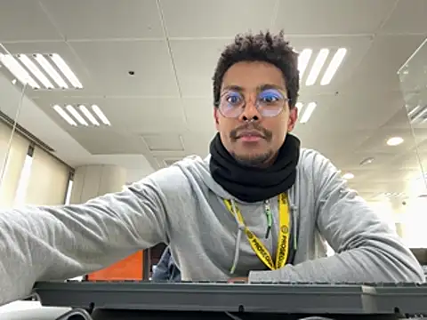 Albert Madrid online show from January 9, 2026, 6:59 pm