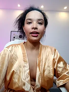 Snapshot of ayshel-coop chatting on October 24, 2025, 5:28 am ayshel-coop online show from October 24, 2025, 5:28 am