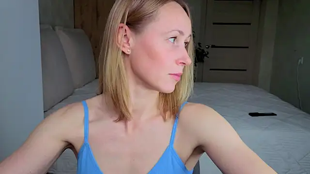 MissNatali  online show from April 13, 2026, 2:15 am