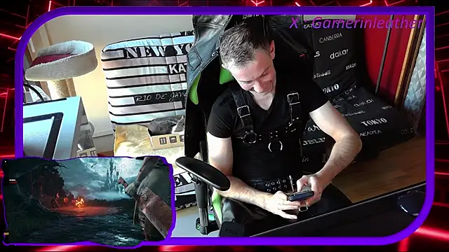 Gamerinleather online show from November 11, 2025, 2:12 pm