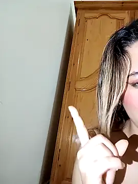 indilasixeey online show from December 21, 2025, 9:37 pm