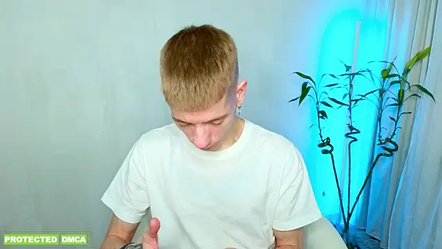 Cristian  Dior online show from March 7, 2026, 4:45 pm