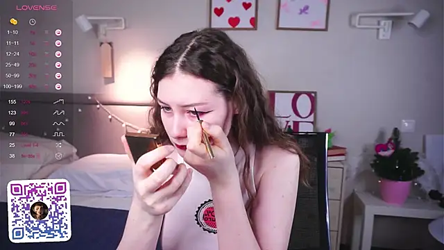 Snapshot of MegganKinson chatting on February 27, 2026, 5:29 am MegganKinson online show from February 27, 2026, 5:29 am