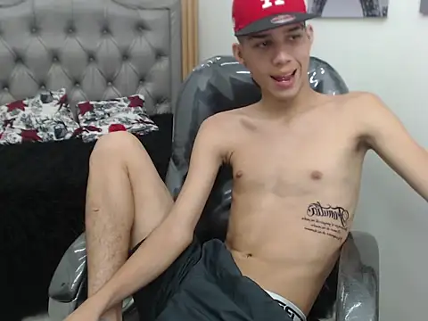 paul ponce online show from November 6, 2025, 12:20 pm