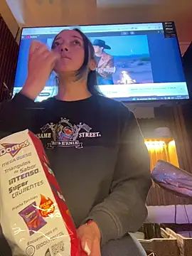 Lia  white online show from January 14, 2026, 1:31 am