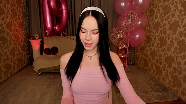 Snapshot of FloraCherry chatting on February 25, 2026, 4:12 am FloraCherry online show from February 25, 2026, 4:12 am