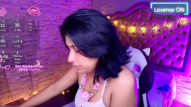 Roxanne Han online show from November 28, 2025, 11:54 am