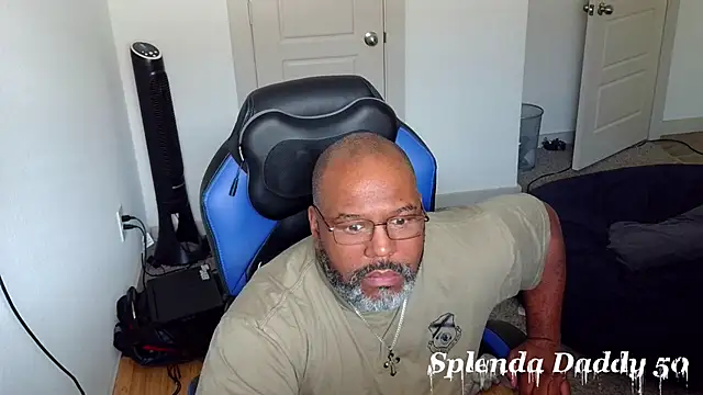 SplendaDaddy50 online show from October 27, 2025, 3:57 pm