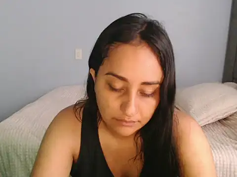 cute8smile online show from January 15, 2026, 3:59 pm