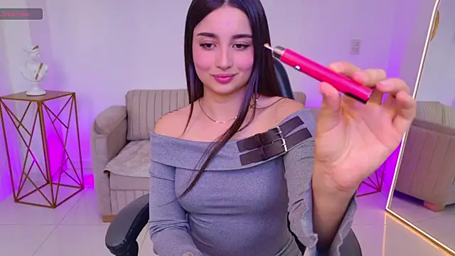 Snapshot of Ariana_Monroe01 chatting on May 6, 2026, 7:18 pm Ariana Monroe01 online show from May 6, 2026, 7:18 pm