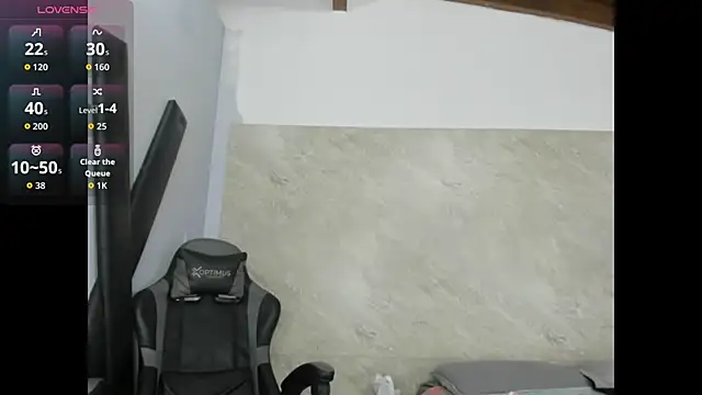 Snapshot of Valery_blaze chatting on October 24, 2025, 1:21 pm Valery blaze online show from October 24, 2025, 1:21 pm