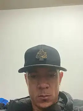 mineiroca021 online show from October 24, 2025, 3:38 am