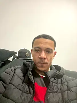 mineiroca021 online show from October 23, 2025, 6:12 am