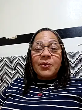 Snapshot of milf_Anguie50 chatting on October 23, 2025, 3:05 am milf Anguie50 online show from October 23, 2025, 3:05 am
