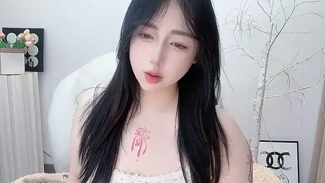 Love-hanzaizai718 online show from November 29, 2025, 2:06 pm