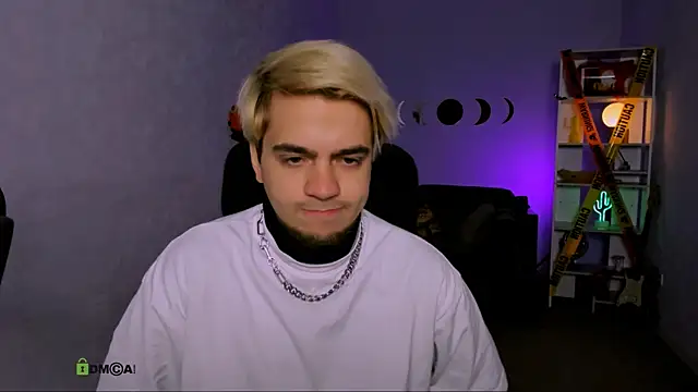 Snapshot of saimon_best chatting on November 3, 2025, 3:15 pm saimon best online show from November 3, 2025, 3:15 pm