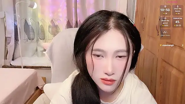 anna-888- online show from October 25, 2025, 5:13 pm