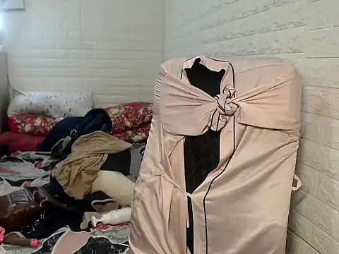 Snapshot of EmpressArci chatting on October 24, 2025, 5:17 am EmpressArci online show from October 24, 2025, 5:17 am