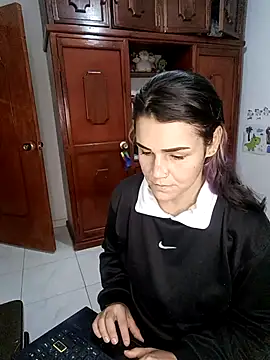 Snapshot of isa_cereza05 chatting on November 3, 2025, 6:00 pm isa cereza05 online show from November 3, 2025, 6:00 pm