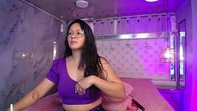 Melissa-roberts online show from March 5, 2026, 1:51 pm