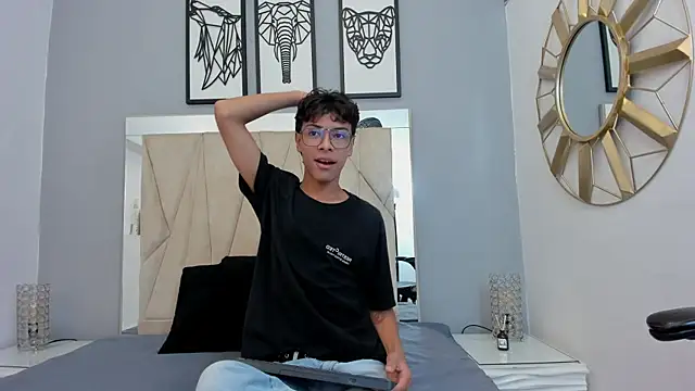 adams bobby online show from November 23, 2025, 11:31 am