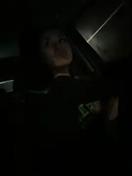 velvetveyraX online show from December 19, 2025, 5:37 pm