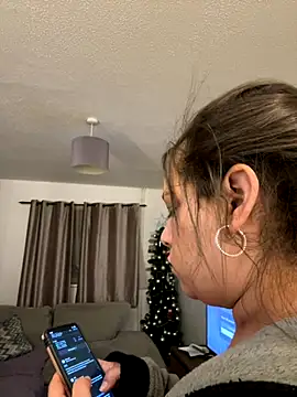 BubblesLovexox online show from December 5, 2025, 6:50 pm