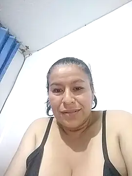 Mara Rousee  online show from October 31, 2025, 12:29 am