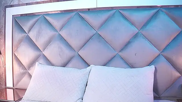  giggy 2 online show from March 12, 2026, 11:58 am