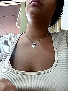 ScarlettParker online show from February 10, 2026, 1:32 pm