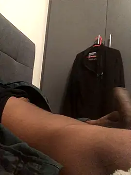 Snapshot of perfectguy4u chatting on October 27, 2025, 3:29 am perfectguy4u online show from October 27, 2025, 3:29 am