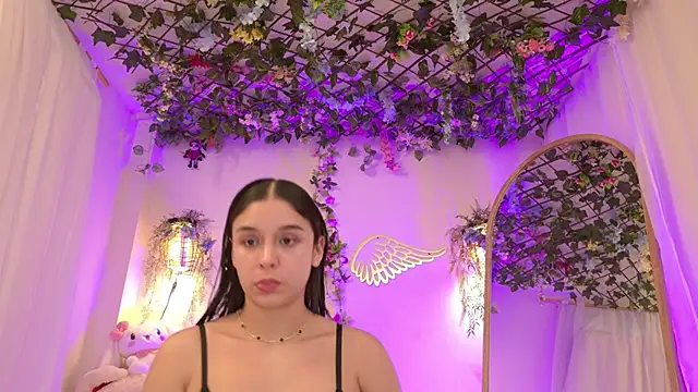 ISA NIXON online show from March 25, 2026, 9:57 pm