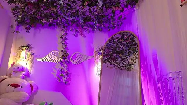 ISA NIXON online show from February 23, 2026, 10:54 pm