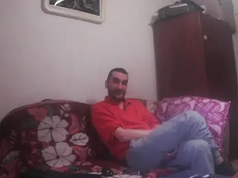 alin42xx online show from November 8, 2025, 6:28 am