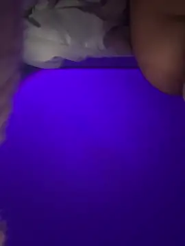 Snapshot of reina7777 chatting on October 24, 2025, 4:11 am reina7777 online show from October 24, 2025, 4:11 am