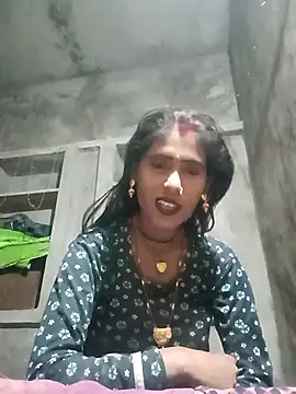 QRANSEXI online show from November 5, 2025, 2:53 pm