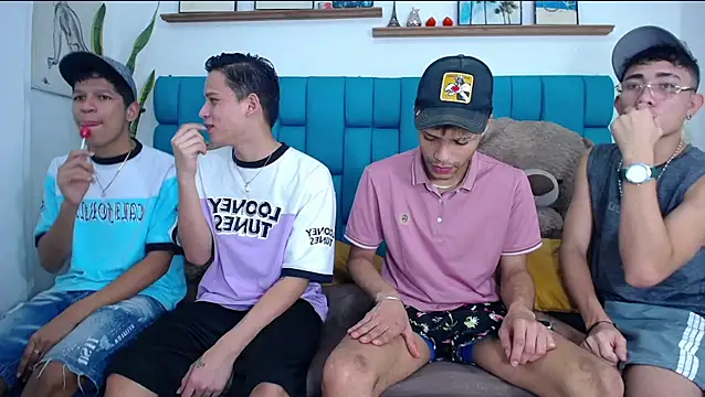 Hot Boys Latinos X online show from February 27, 2026, 11:48 pm