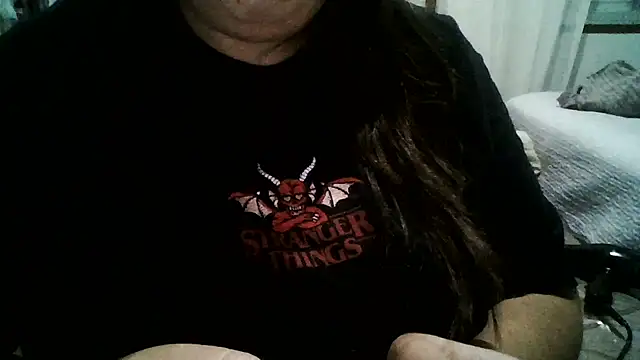 crazzyanne online show from April 17, 2026, 4:48 am