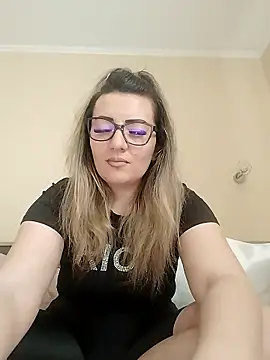 Snapshot of Gabrielaalialiali chatting on January 17, 2026, 10:41 am Gabrielaalialiali online show from January 17, 2026, 10:41 am