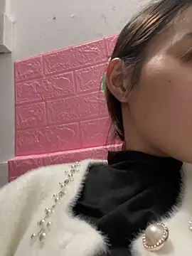 Tina x online show from November 16, 2025, 4:34 pm