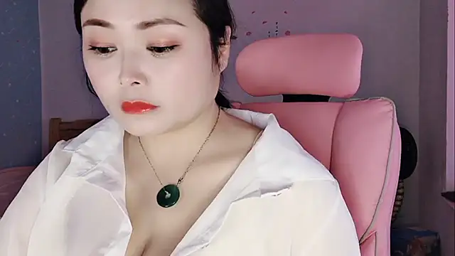 Snapshot of Ava-baby-8899 chatting on October 29, 2025, 7:18 am Ava-baby-8899 online show from October 29, 2025, 7:18 am