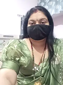 Best couple2001 online show from November 26, 2025, 3:12 pm