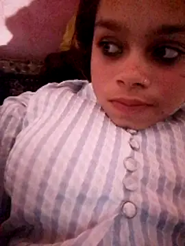 Snapshot of Poonam12A chatting on December 5, 2025, 4:05 pm Poonam12A online show from December 5, 2025, 4:05 pm