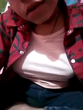 Snapshot of Poonam12A chatting on November 11, 2025, 8:53 am Poonam12A online show from November 11, 2025, 8:53 am