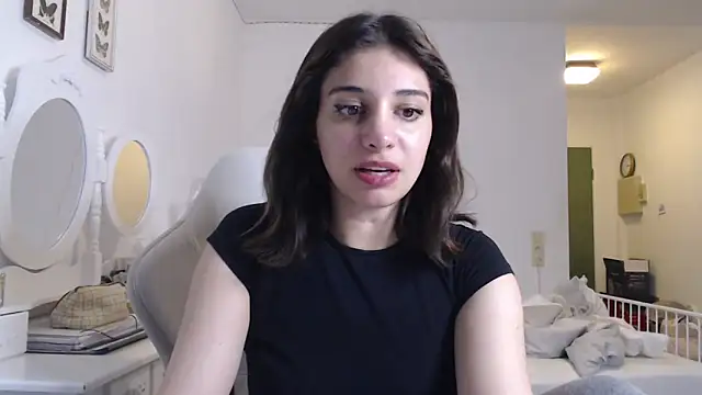 bellefleurrr online show from June 1, 2026, 10:53 pm