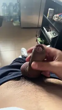 Snapshot of findomhot chatting on November 15, 2025, 12:31 pm findomhot online show from November 15, 2025, 12:31 pm