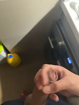 Snapshot of findomhot chatting on October 27, 2025, 7:48 pm findomhot online show from October 27, 2025, 7:48 pm