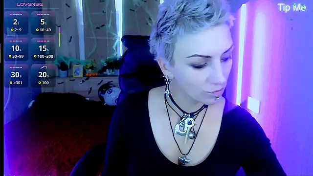 Sweet-n-Strong online show from November 1, 2025, 8:08 am