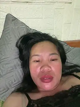 Macy-y online show from November 13, 2025, 10:02 pm