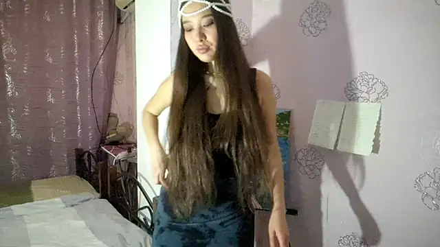 LumiHeart online show from October 31, 2025, 4:03 pm